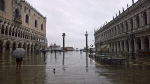 wp_20161105_09_03_04_pro